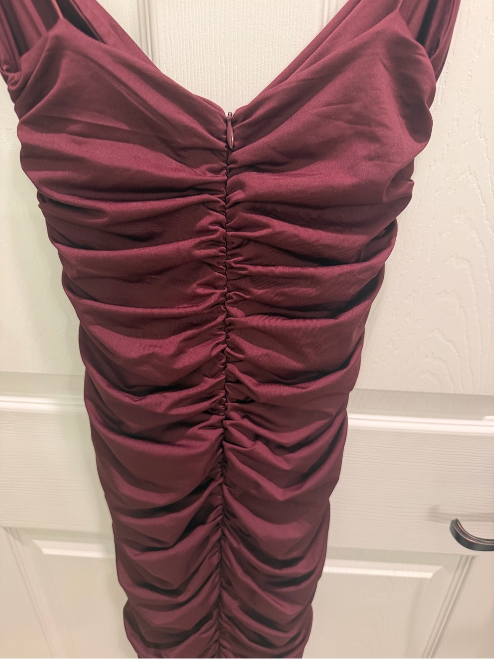Oh Polly "Long Shot" Ruched Midi Dress Dewberry Burgundy US 4 women - Picture 5 of 9